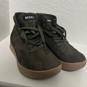 NOBULL lifting shoes, never worn, no box